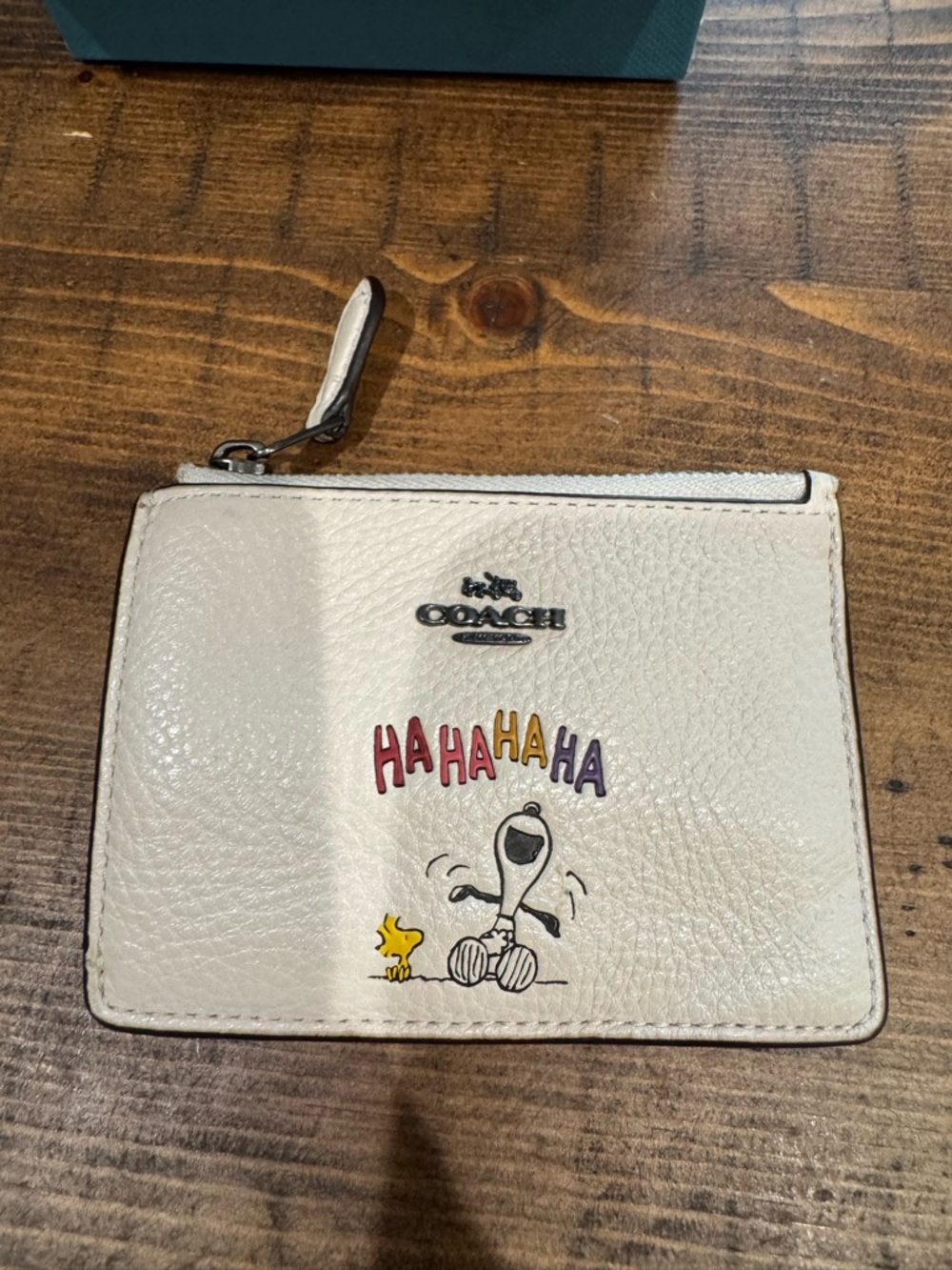 EUC Coach X Peanuts Cream Keyring Wallet - Picture 4 of 4